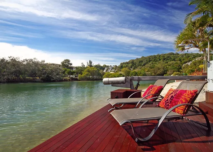 Canalfront Retreat, Private Jetty & Pool Noosa Heads