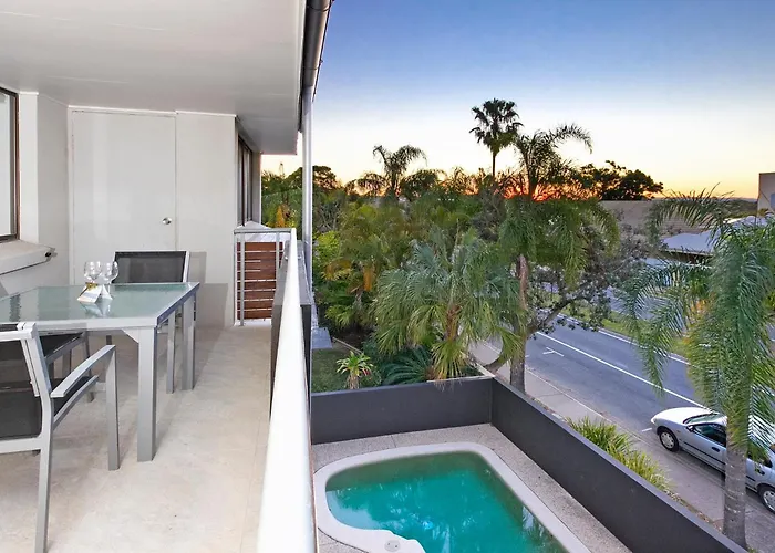 Soundhaven 4 Noosa Parade Value