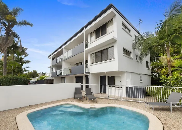 Soundhaven 4 Noosa Parade Value