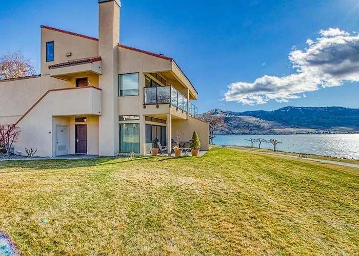 Lake Chelan Shores - Beachfront Sunsets #6-5