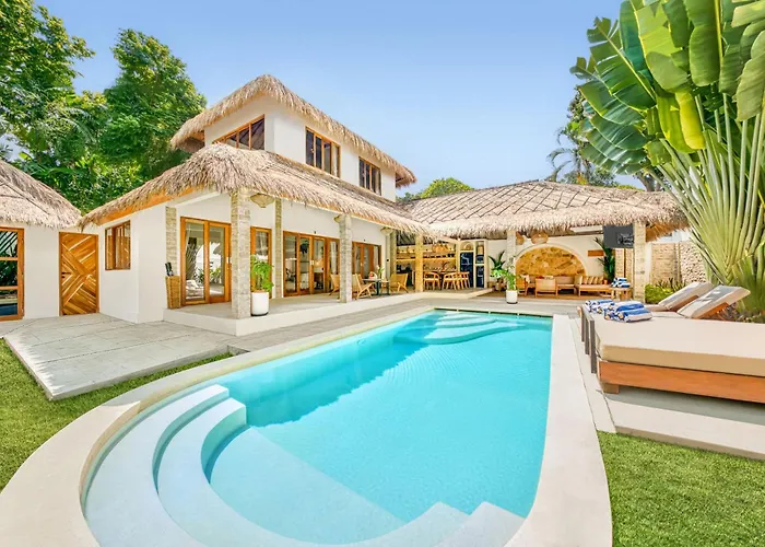Villa Barcelona - Private 6 Bdr Brand New Villa In Seminyak, Best Location, Large Pool & Garden