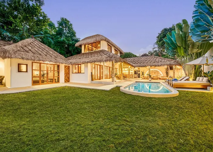Villa Barcelona - Private 6 Bdr Brand New Villa In Seminyak, Best Location, Large Pool & Garden