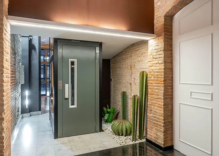 Enjoybcn Colon Apartments Barcelona