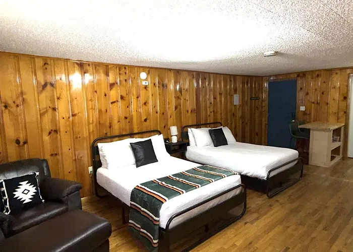 Bellamy'S Ski Haus Red River