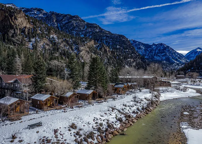 Ouray Riverside Resort - Inn & Cabins