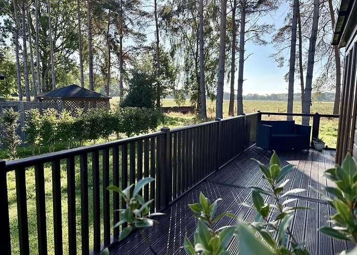 Hollicarrs - Woodland Lodge York