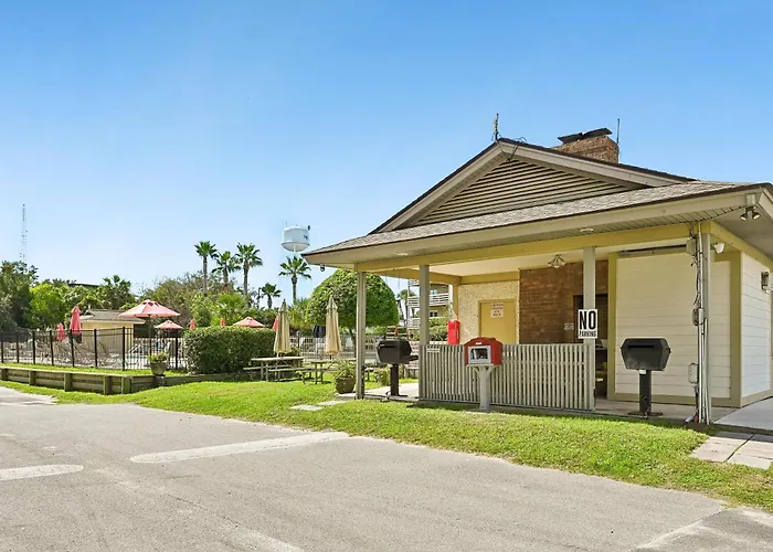 Lighthouse Point 20A Villa Tybee Island