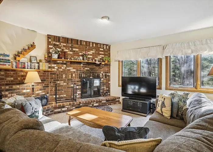 Glazebrook J5 3 Bedroom Townhome With Sauna & Fireplace Killington