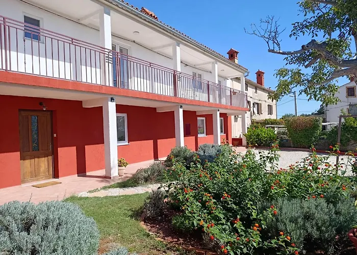 Villa John Pula