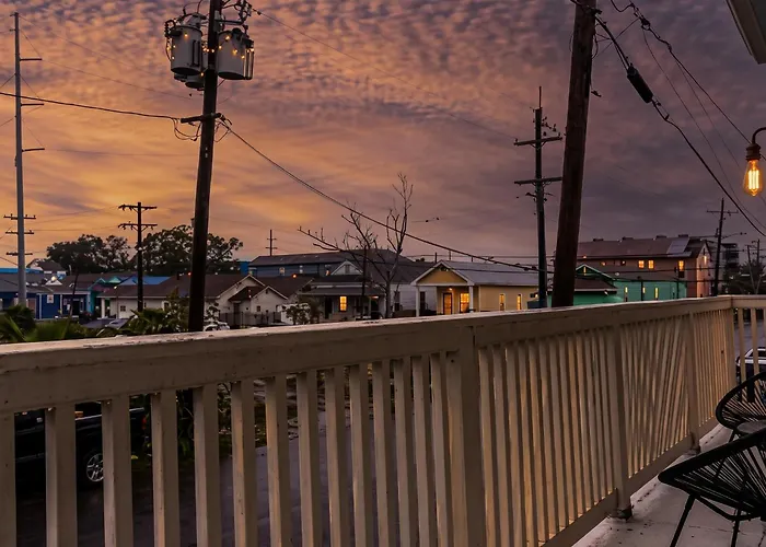 2Br Retreat W Kitchen & Balcony Villa New Orleans