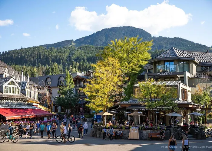 Blackcomb Greens 06 | Spacious Townhome, Shared Hot Tub, Near Shuttle & X-Country Skiing Whistler
