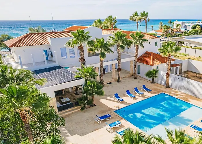 Blue Door Beach House By Bocobay Palm Beach