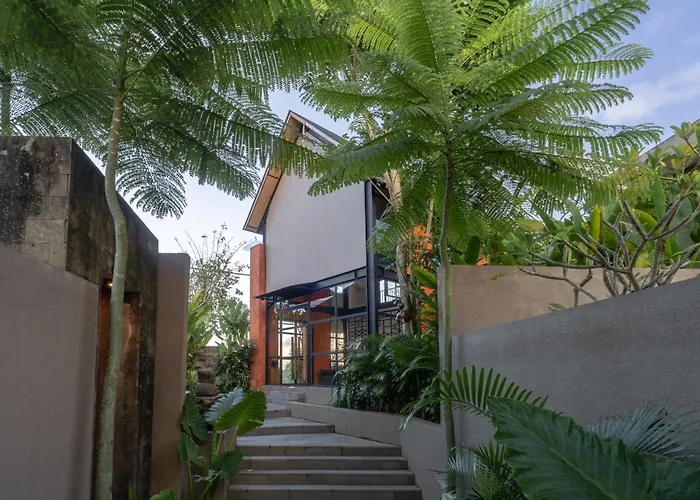 Ubud Mas Glamping Luxury Tent