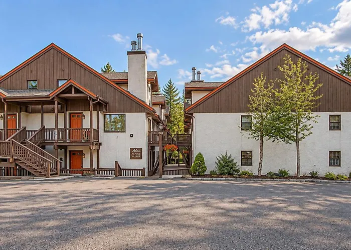 Whistlepunk 45- Modern Comfort With Mountain Charm-1 Bedroom Snowshoe