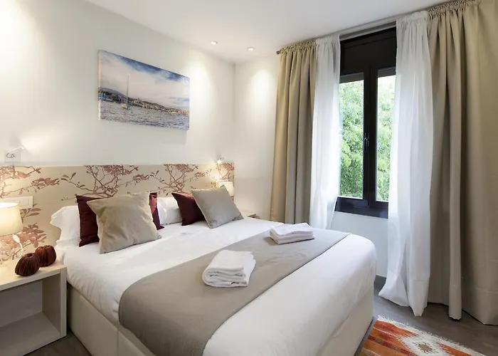 Eixample Building Apartments By Mercedes Heritage Barcelona