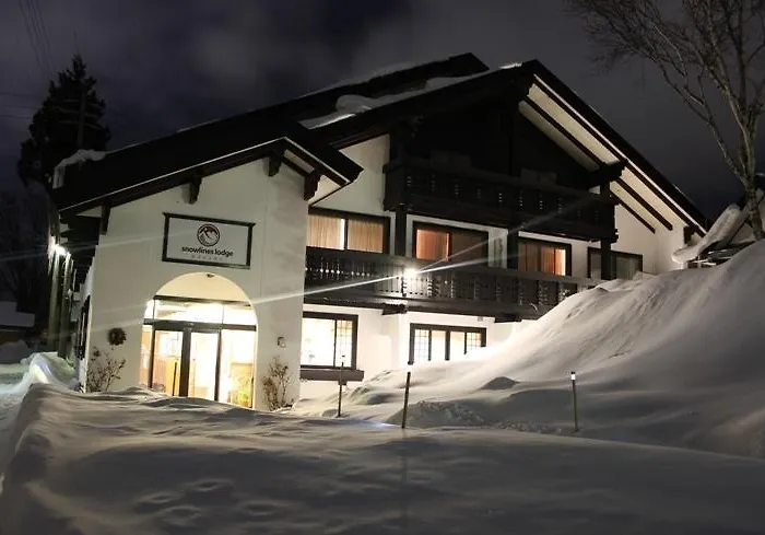 Snowlines Lodge Hakuba