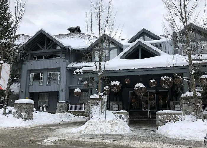 Glacier Lodge Whistler