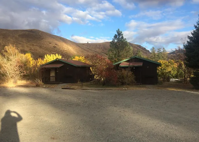 Winthrop Mountain View Chalets
