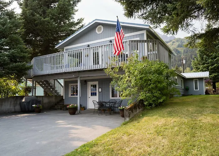 Bears Den Alaska Lodging Seward
