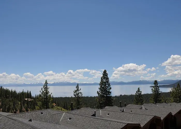 Bitterbrush - 400 Fairview Boulevard - Very Close To Diamond Peak And Beaches - Wstr21-0086 - Tax Id W4900 - Max 7 People, 2 Cars Parking In Carports Incline Village