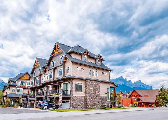 Nomad By Samsara Resort - Panorama Top View - 4Br & 5Bth Canmore