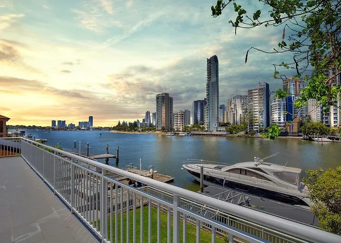 29 Stanhill Drive Villa Gold Coast