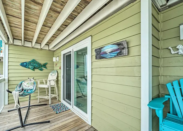 Ocean Dunes Kure Beach Condo W/ Balcony & Pool